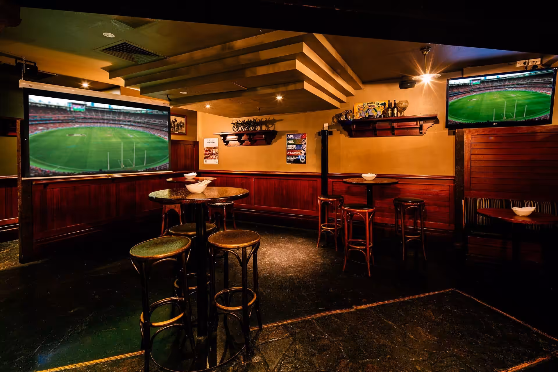 Turf Sports Bar