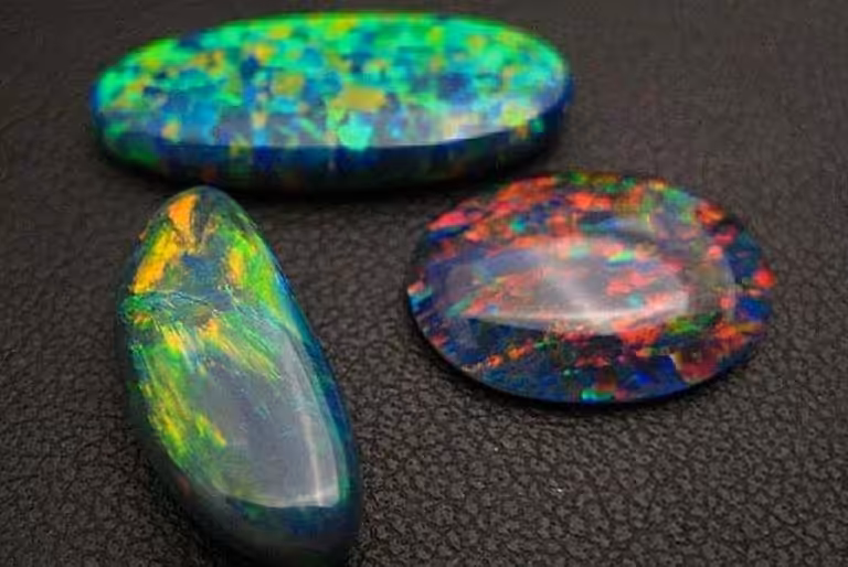 Lightning Ridge Opal Mines