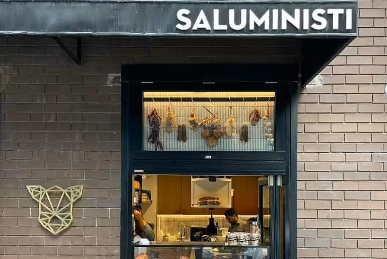 Saluministi Flinders Lane