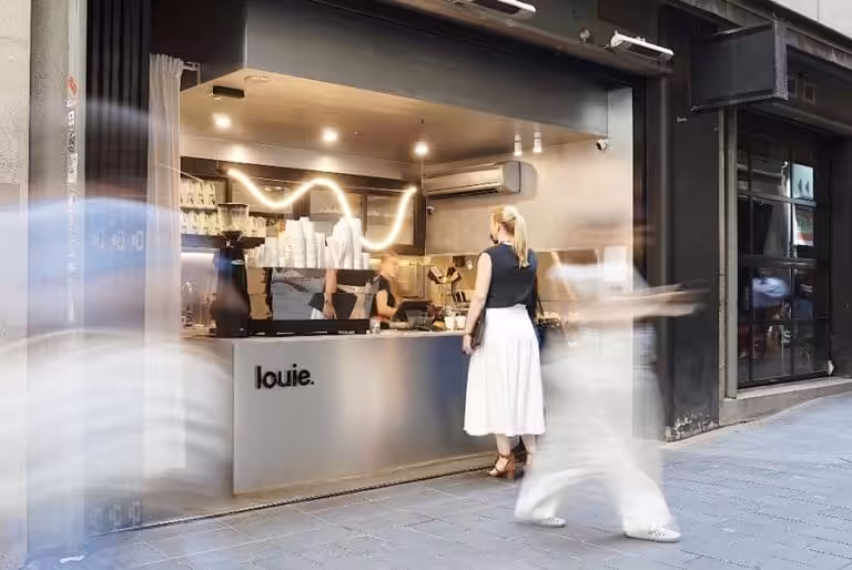 louie.