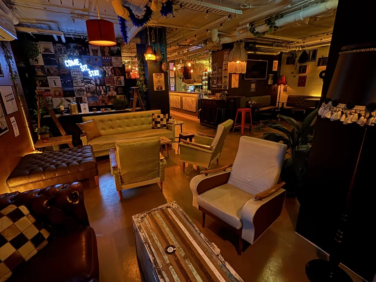 The Angry Dog, Pubs & Bars, in West Melbourne