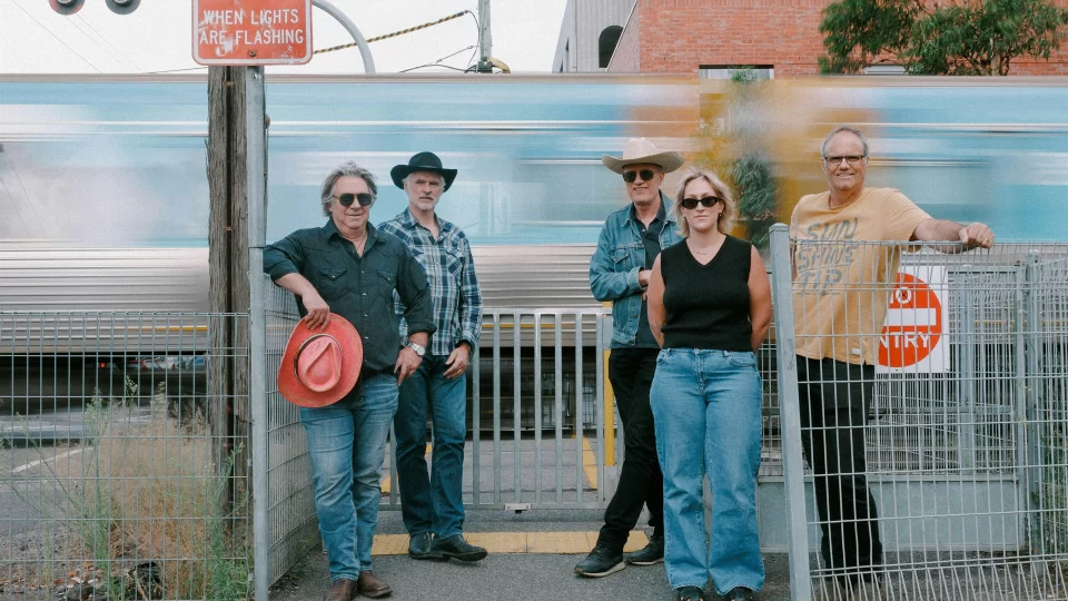 The Droptails supported by the Tonalists