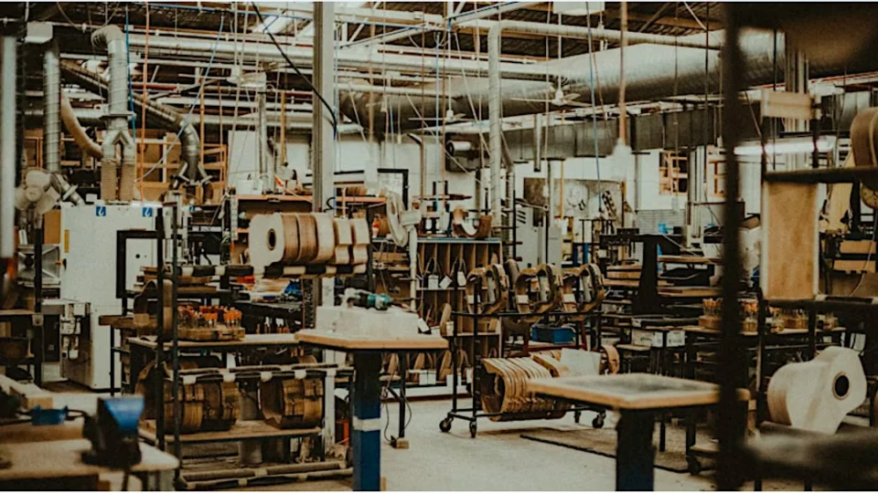 Maton Guitars factory Tour