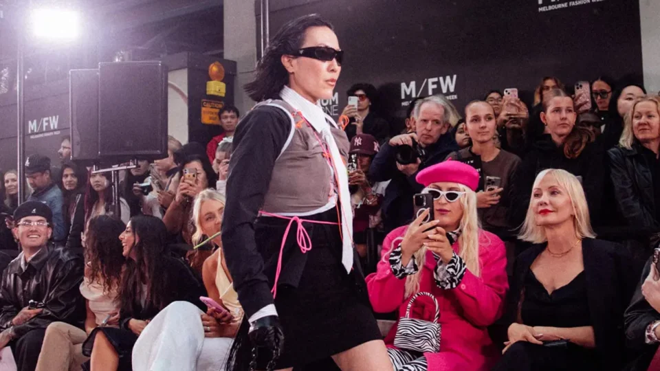 CITY SQUARE RUNWAY 1: STREET STYLE