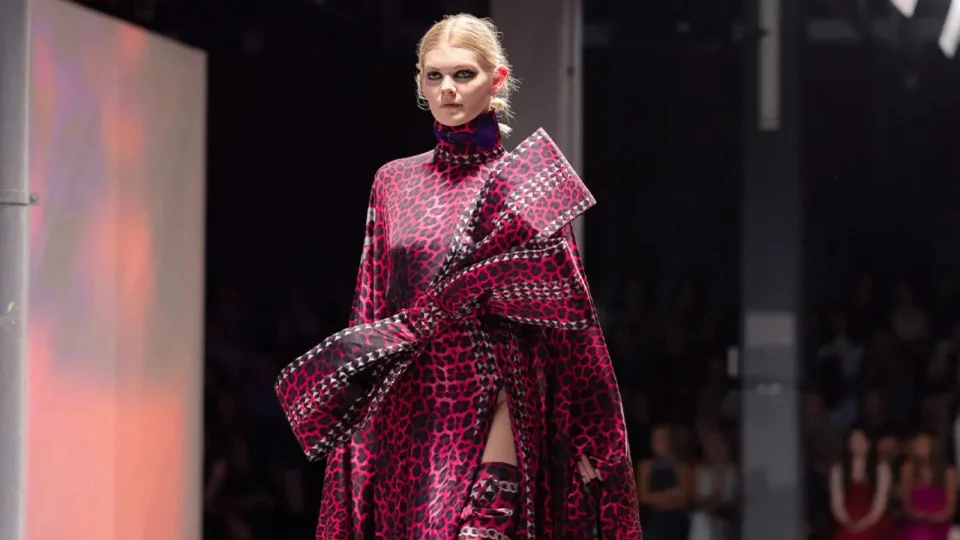 STUDENT COLLECTIONS RUNWAY